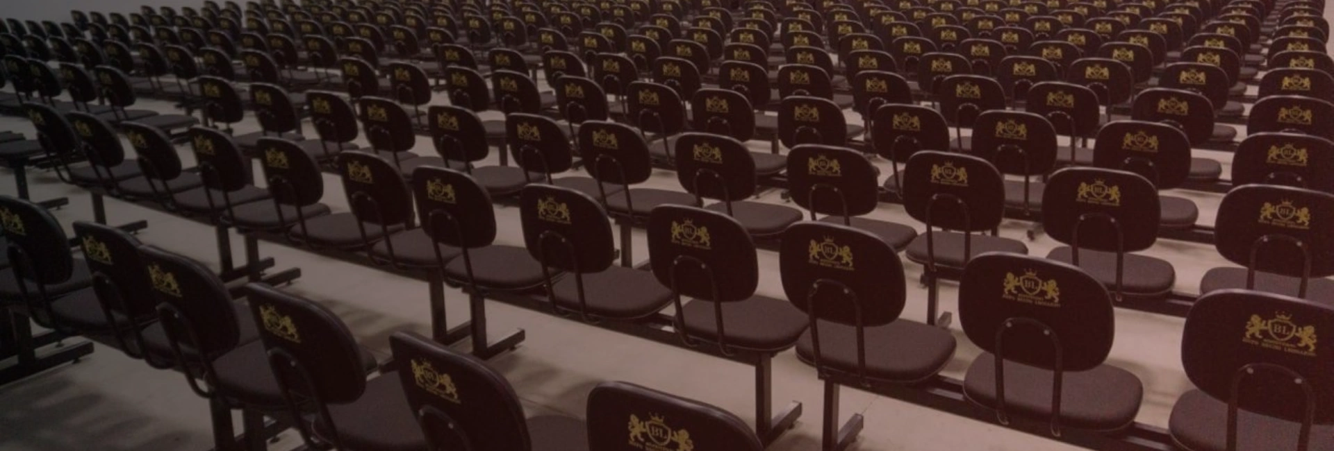 Poltronas pensadas para servir  misso de Deus - 